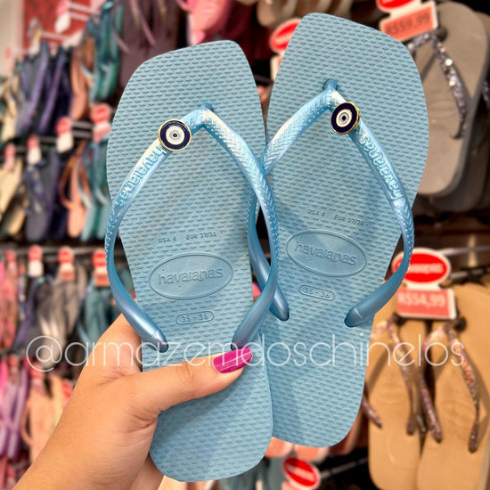 Havaianas Slim Square + Pingente olho grego fixo - Armazém dos Chinelos  