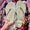 Havaianas Slim Glitter Flrish + Pingente Brasil - Armazém dos Chinelos  