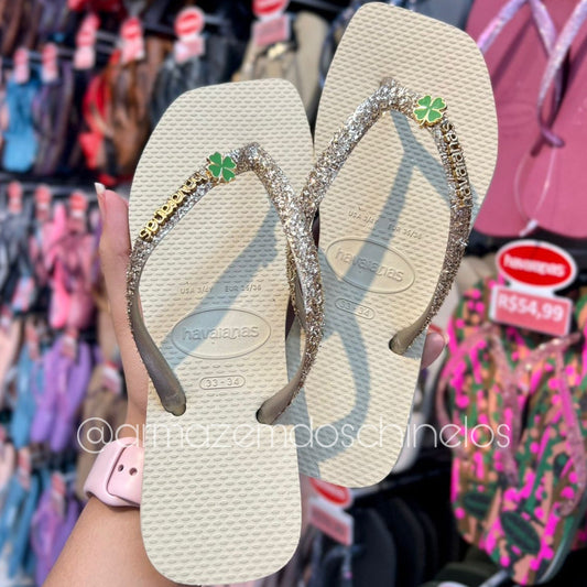 Havaianas Slim Square Glitter II + Pingente Trevo de quatro folhas