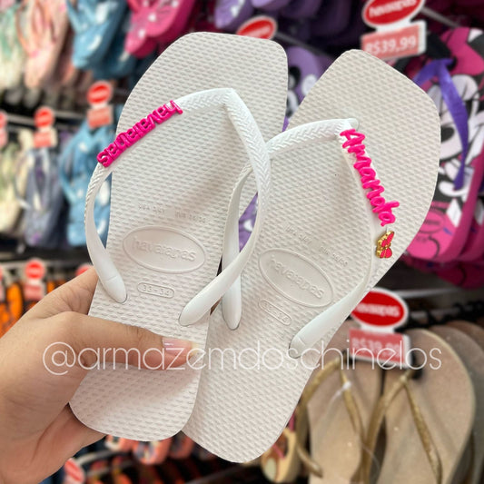 Havaianas Slim Square + Pingente Placa Logo, Borboleta e nome (Amanda)