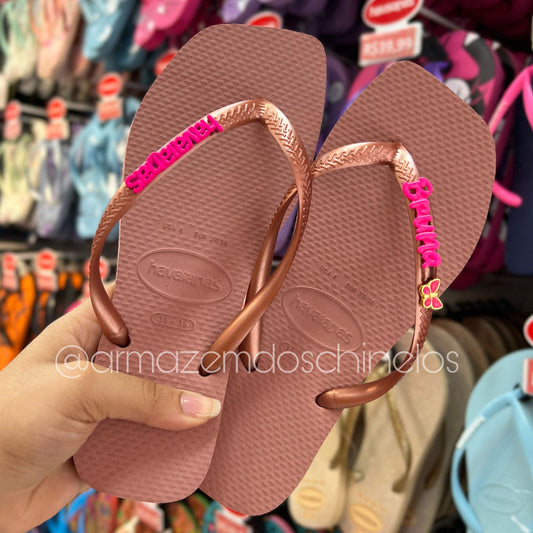 Havaianas Slim Square + Pingente Placa Logo, Borboleta e nome (Bruna)