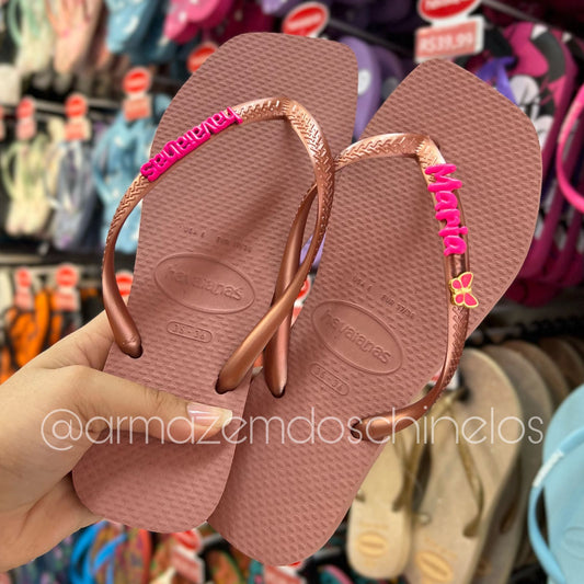 Havaianas Slim Square + Pingente Placa Logo, Borboleta e nome (Maria)