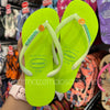 Havaianas Slim Glitter neon + pingente Emoji (Piscada)