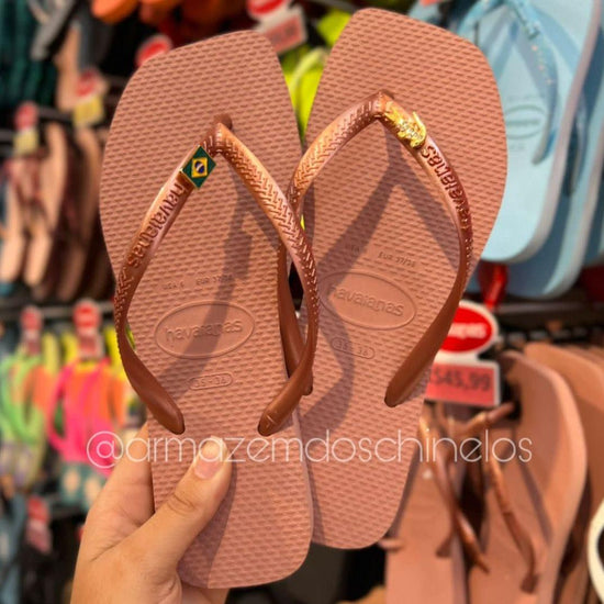 Havaianas Slim Square + PINGENTE JACARÉ E BRASIL - Armazém dos Chinelos  