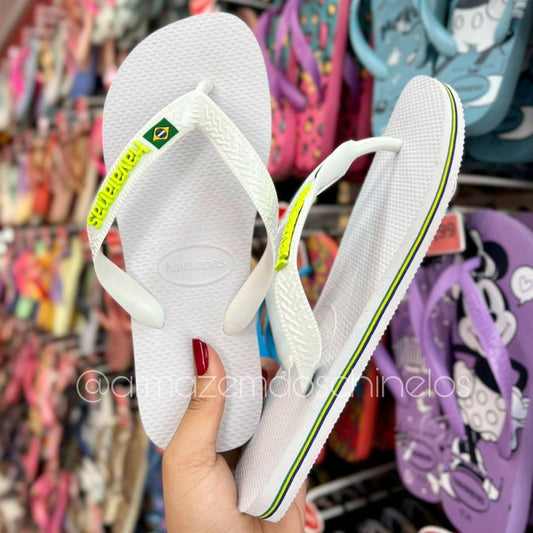 Havaianas Brasil + Pingente Placa - (Branco) - Armazém dos Chinelos  